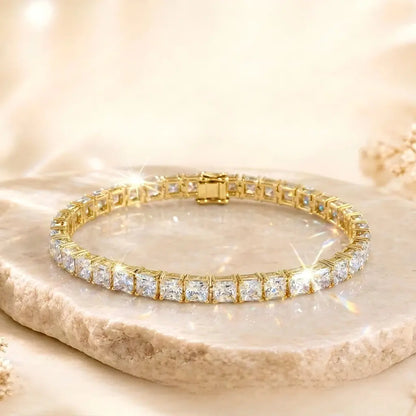 Funkelndes Tennisarmband mit quadratischen Diamanten